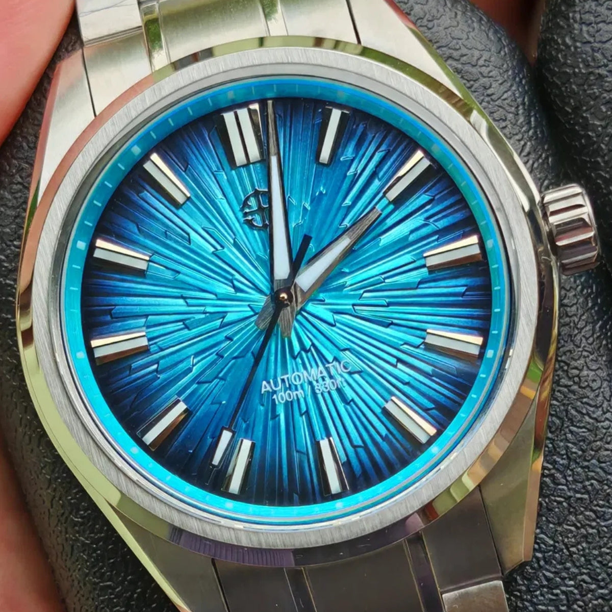 Aqua Shard dial close-up customer photo