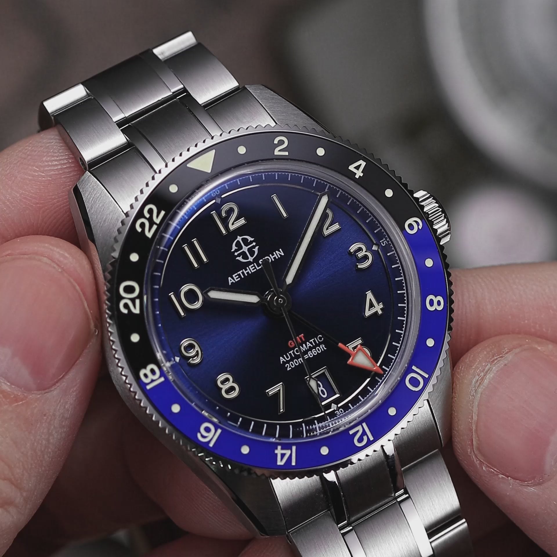 アーモンドクォーツページ AETHELSOHN Horizon Azure GMT - Blue Dial Automatic Watch with Dual